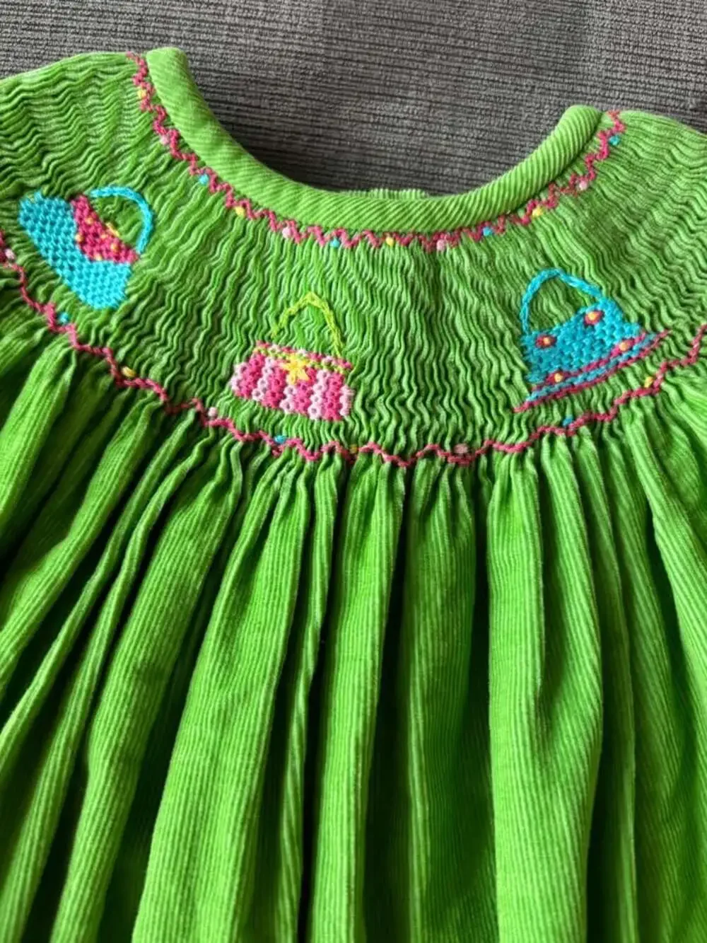 Silly Goose Girls Size 2 Smocked Green Corduroy Purse Bishop Dress Boutique